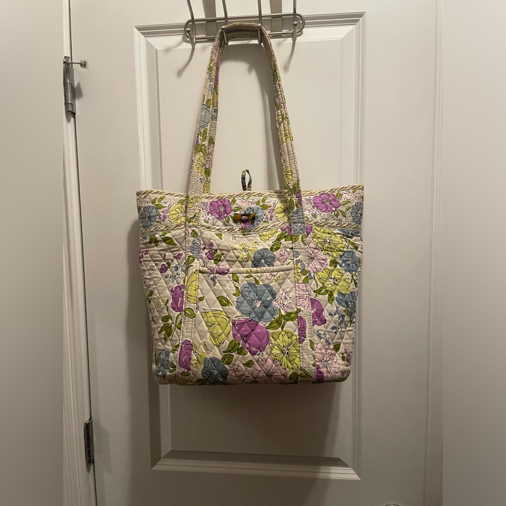 Vera Bradley Tote